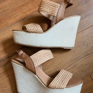 steve madden nude wedges